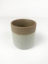 Load image into Gallery viewer, 'Hey Bud, How's It Growing' Gift Box- 1 succulent